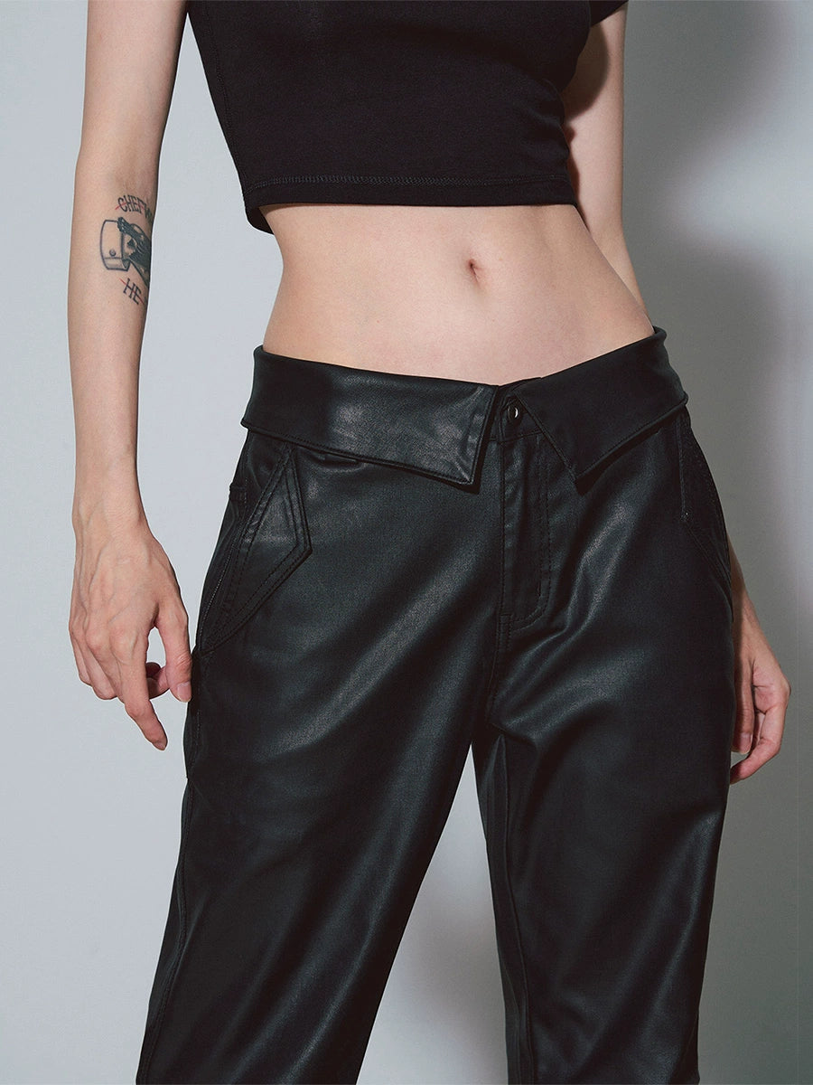 DUSKLIT night black, wax-brushed imitation leather-coated jeans